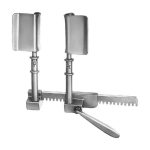 Thoracic and I.M.A Retractor